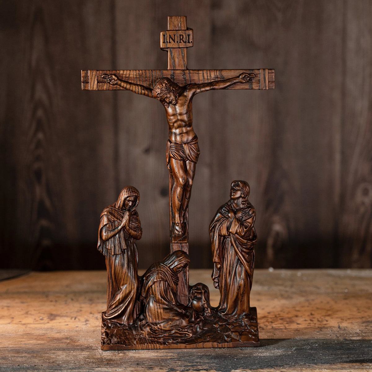 Esculturas Em Madeira Crucificação