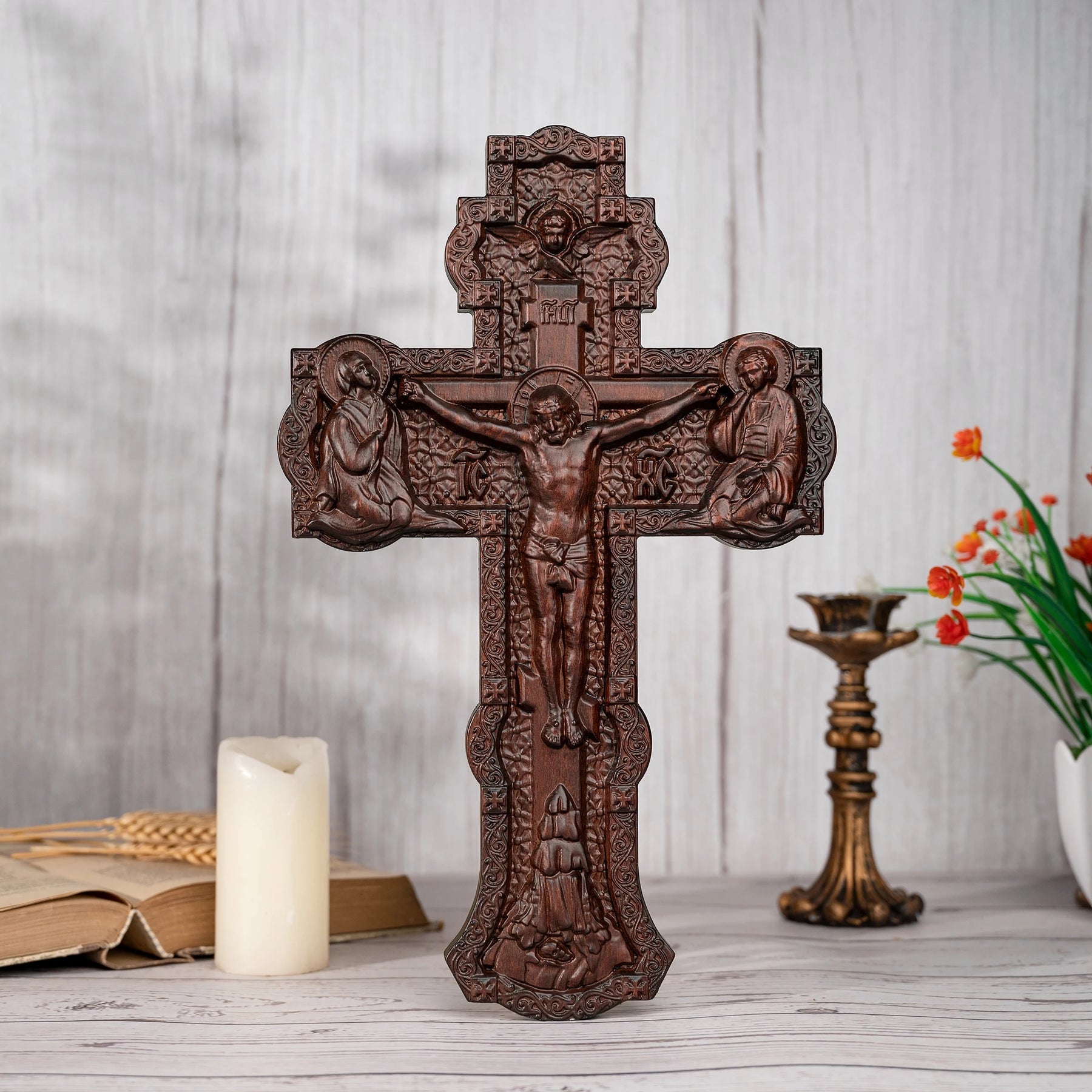 Crucifixo de Madeira Santo Jesus